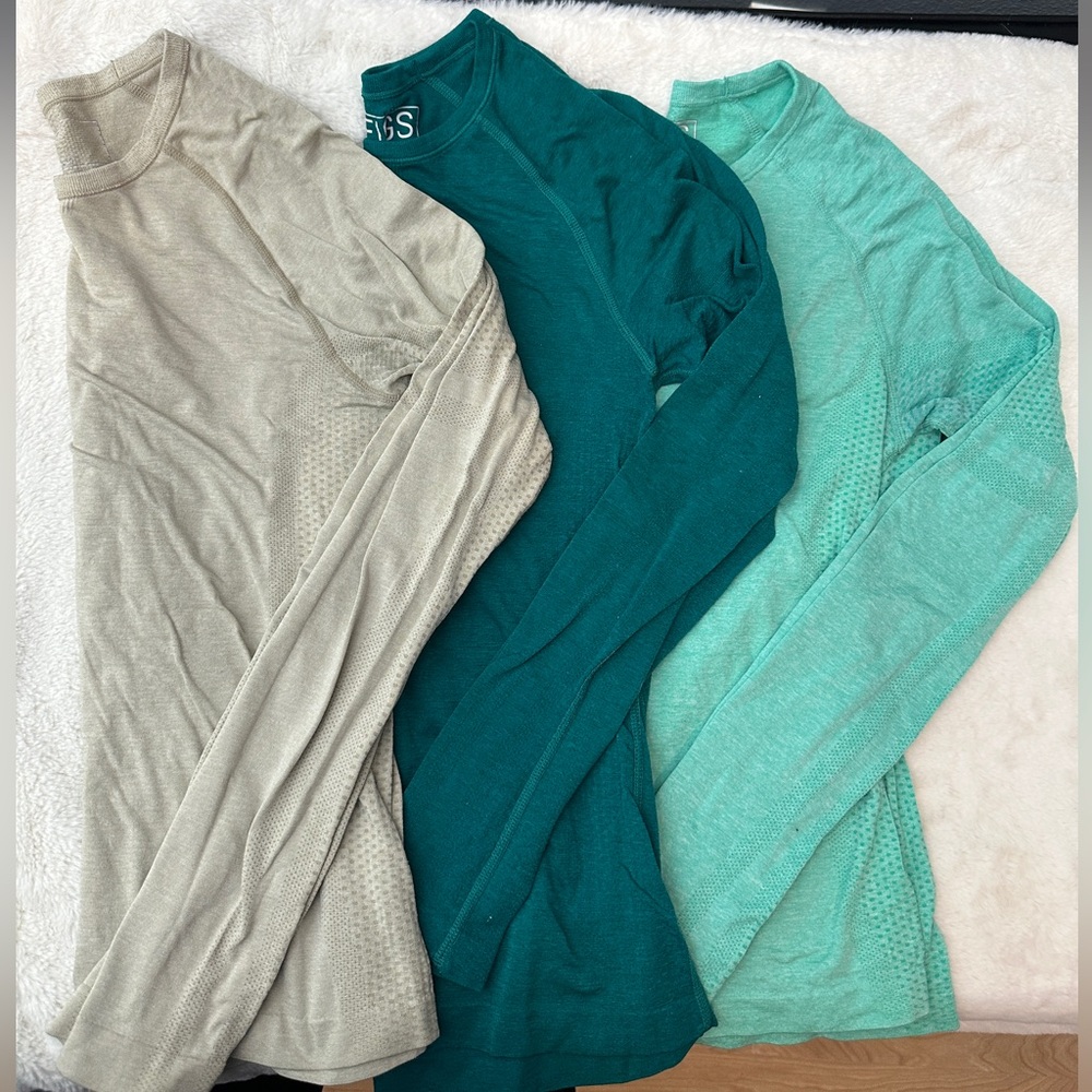 Set of 3 figs salta seamless longsleeve underscrub